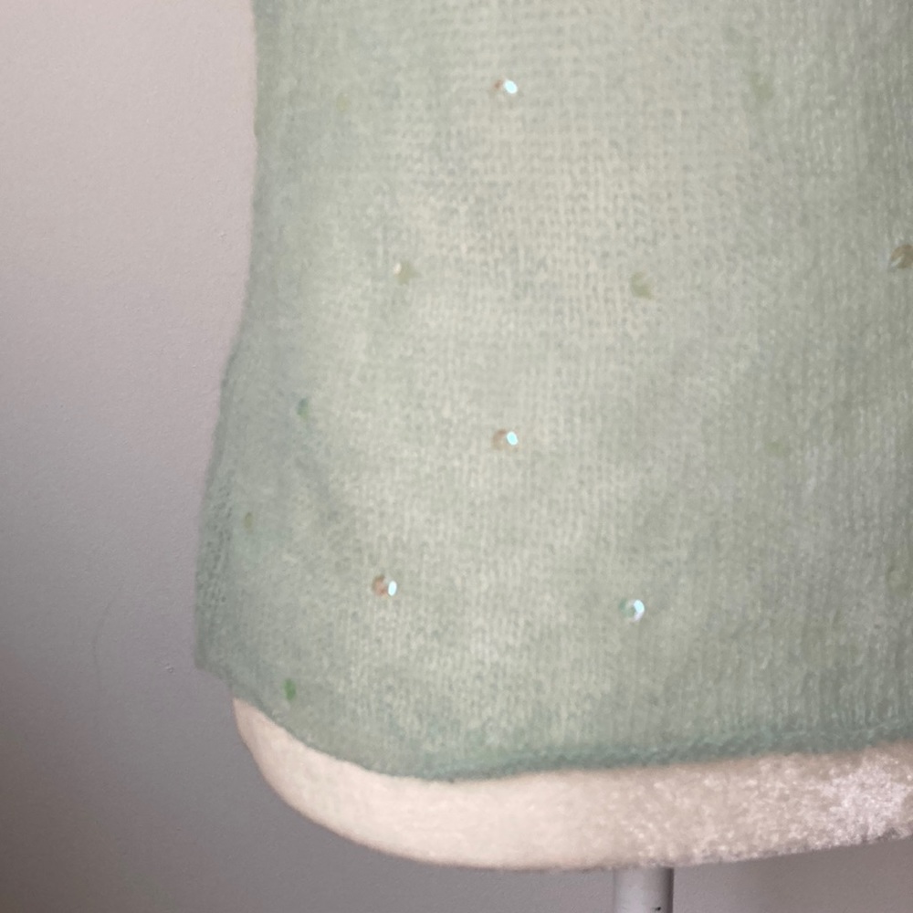 D&G Sheer Pop-Over Vest - Picture 3 of 12